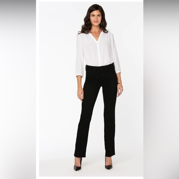 NWT NYDJ Marilyn Straight Leg Washed Black Jeans petite - Picture 1 of 12